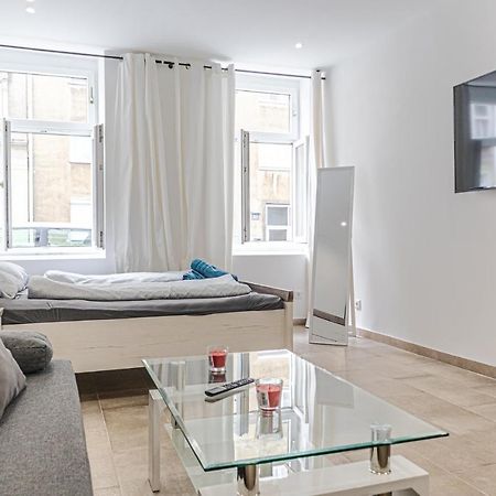 9 Min From City Center - Lovely Studio Near U1 Reumannplatz Wien Exterior foto