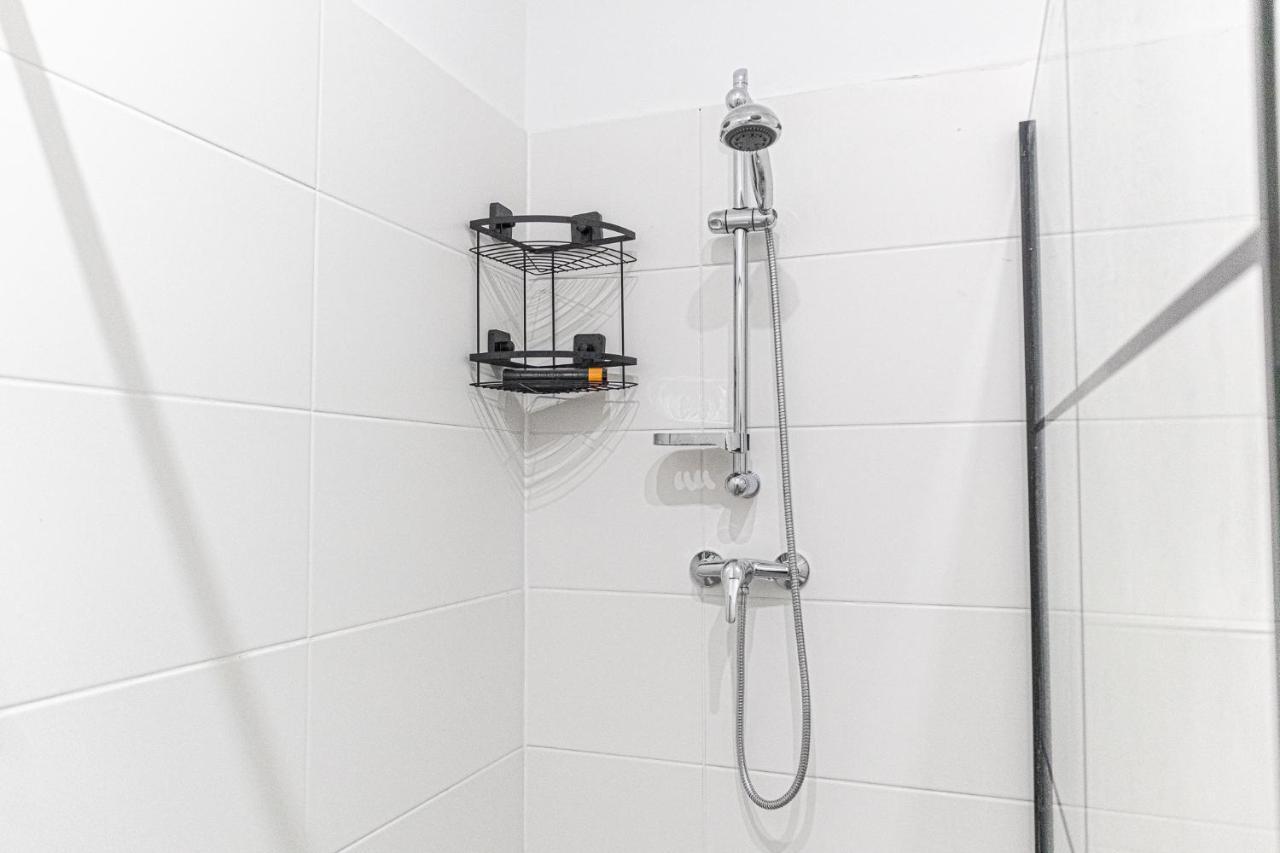 9 Min From City Center - Lovely Studio Near U1 Reumannplatz Wien Exterior foto