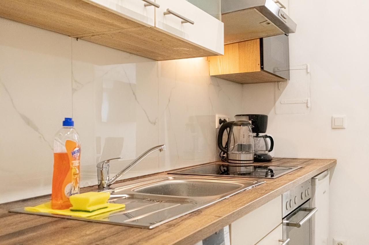 9 Min From City Center - Lovely Studio Near U1 Reumannplatz Wien Exterior foto